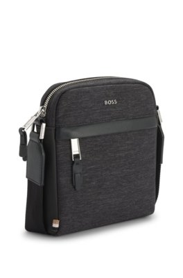 Bolsa Repórter Com Acabamentos Em Couro