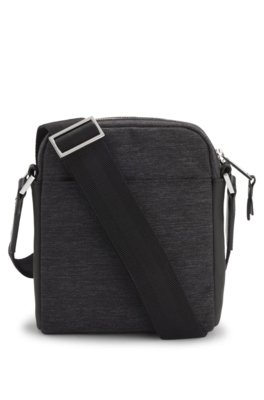Bolsa Repórter Com Acabamentos Em Couro