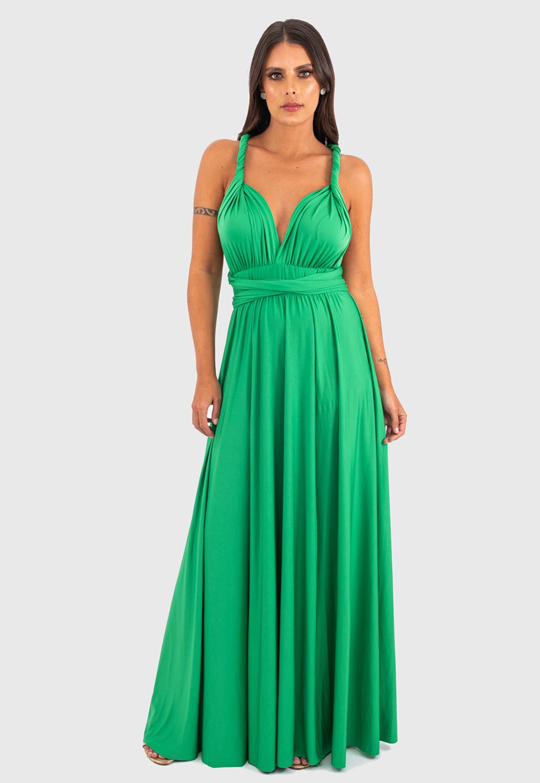 vestidos na cor verde esmeralda