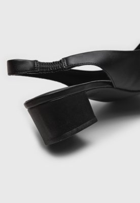Scarpin Bebecê Liso Preto