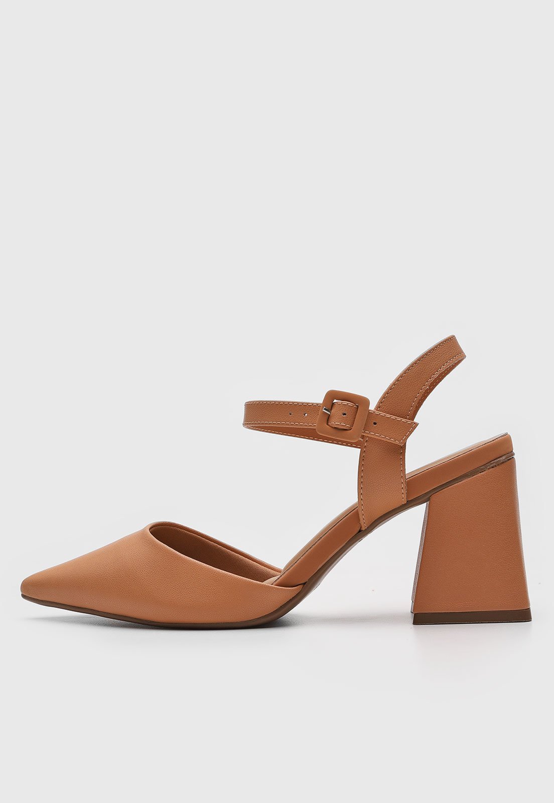 Scarpin Slingback Bebecê Liso Caramelo