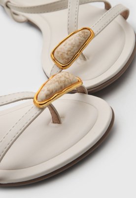Rasteira Feminina Beira Rio Tiras Fechamento Fivela Off-White
