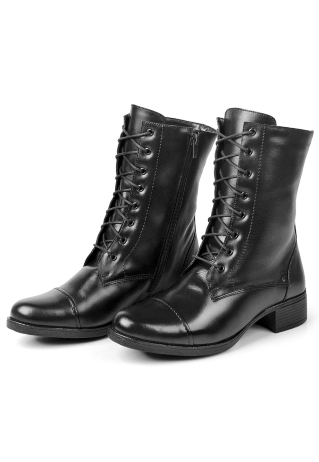 bota preta com cadarço