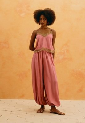Blusa Alças Detalhe Renda Rosa