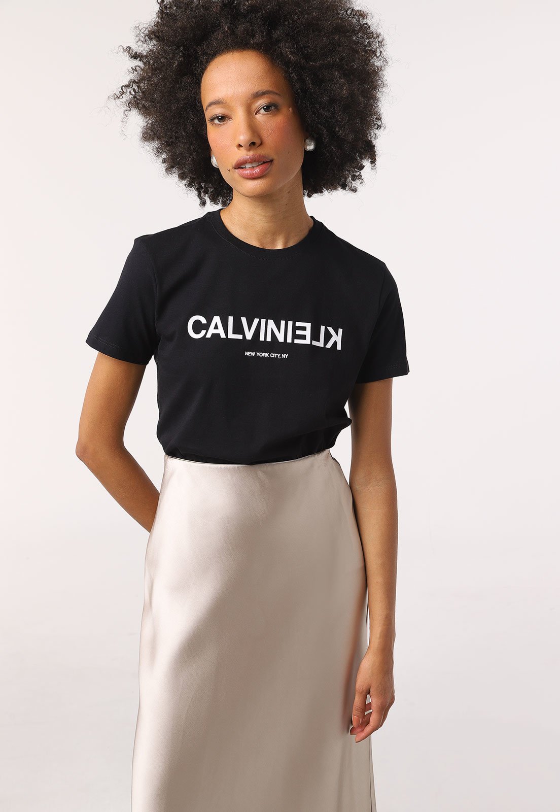 Camiseta Calvin Klein Logo Preta