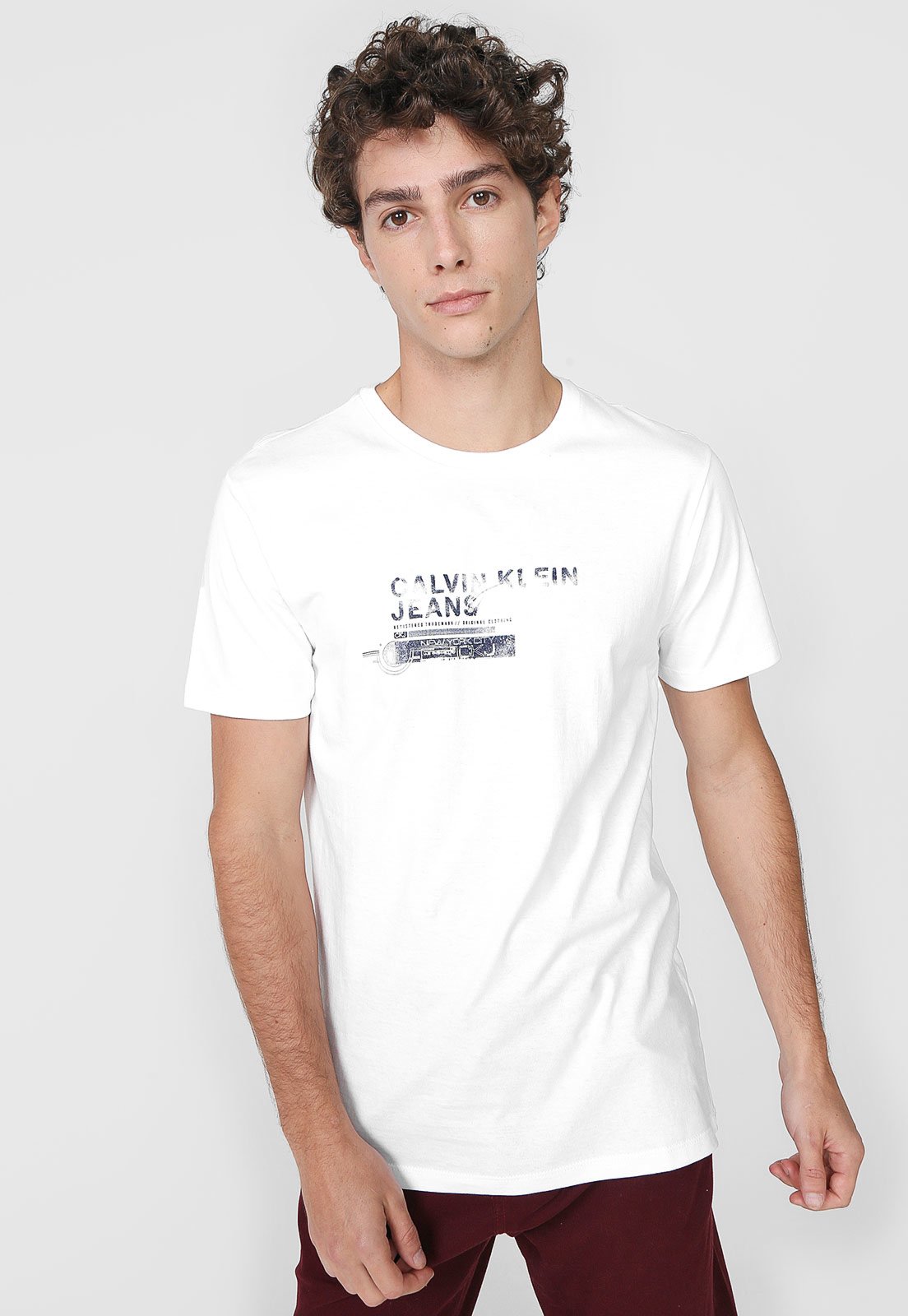 Camiseta Calvin Klein Jeans Lettering Branca - Compre Agora | Dafiti Brasil