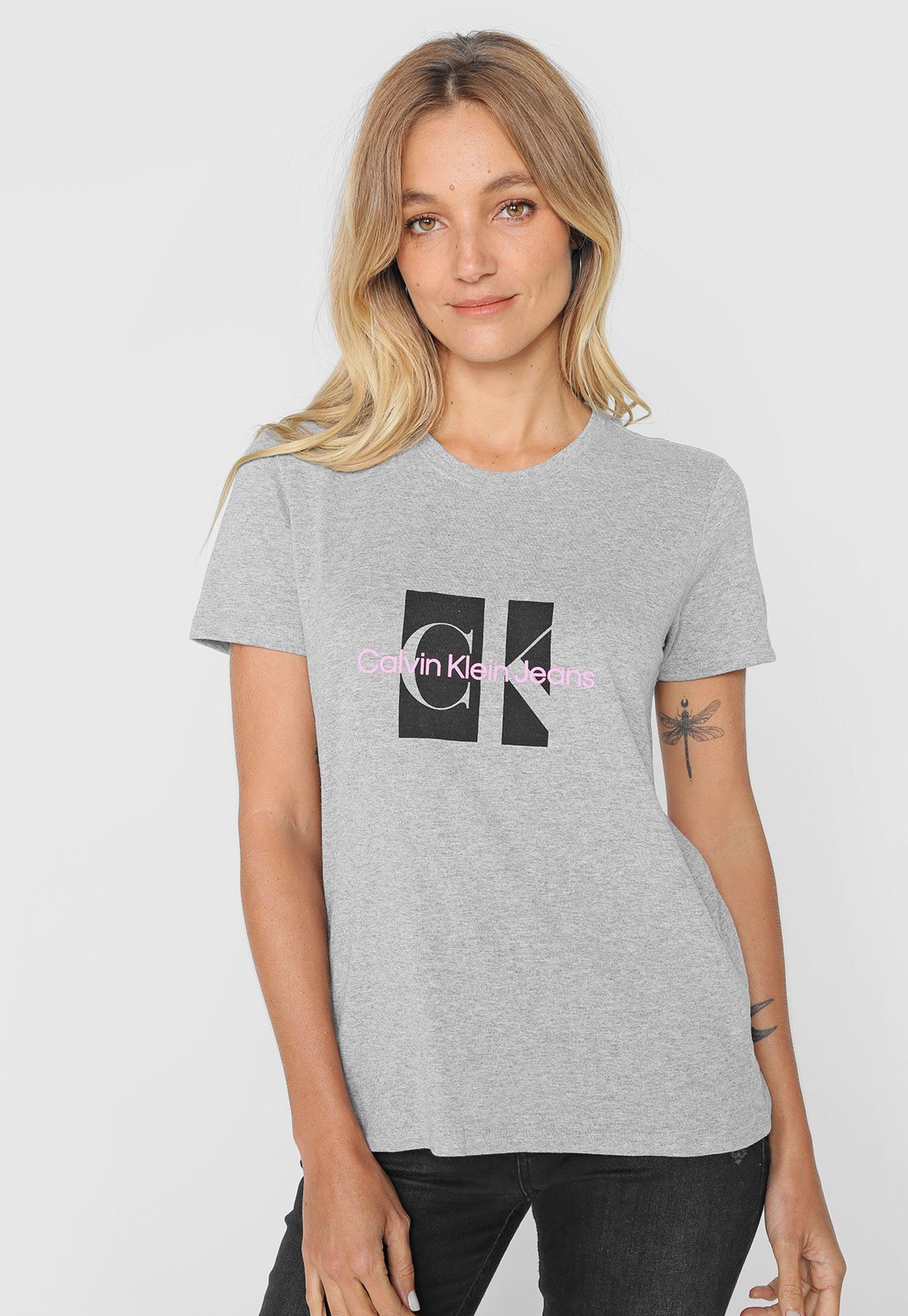 Camiseta Calvin Klein Jeans Lettering Cinza - Compre Agora