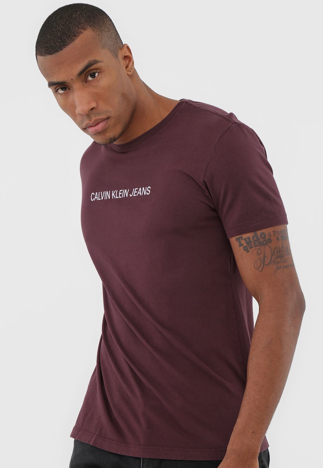 Camiseta Calvin Klein Jeans Logo Roxa - Compre Agora
