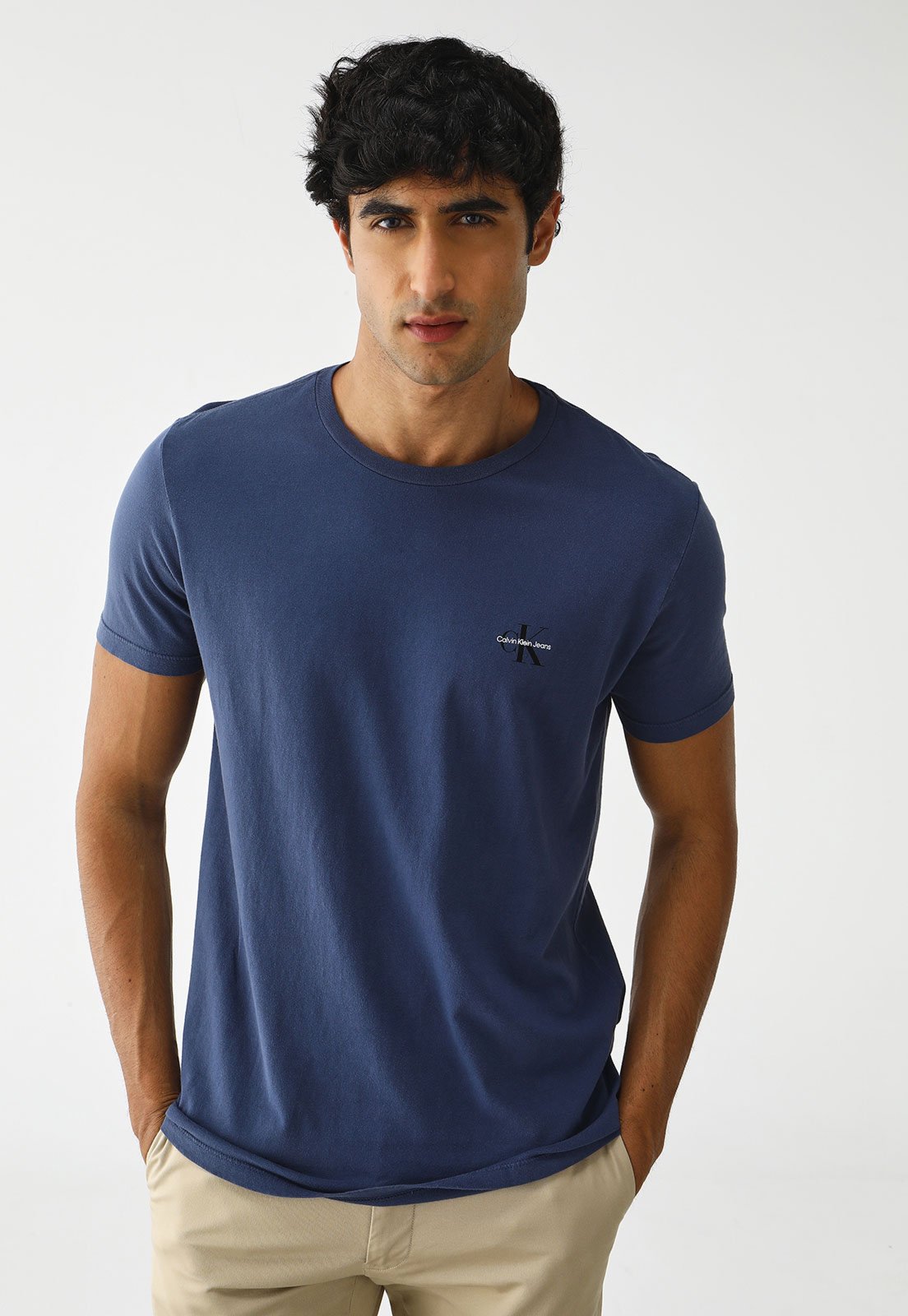 Camiseta Calvin Klein Jeans Reta Logo Azul