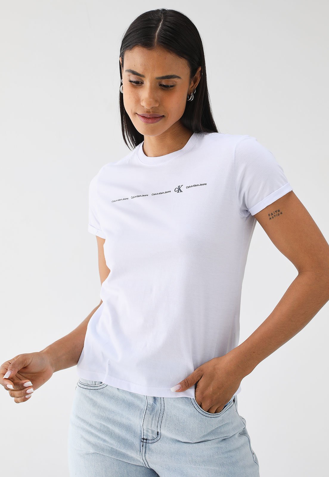 Camiseta Calvin Klein Jeans Reta Logo Branca