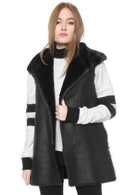 Colete Calvin Klein Jeans Pelo Preto Menor preço em Colete Calvin Klein Jeans Pelo Preto