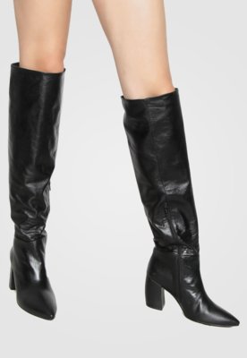 Bota Couro Slouchy Capodarte Bico Fino Preto Menor preço em Bota Couro Slouchy Capodarte Bico Fino Preto