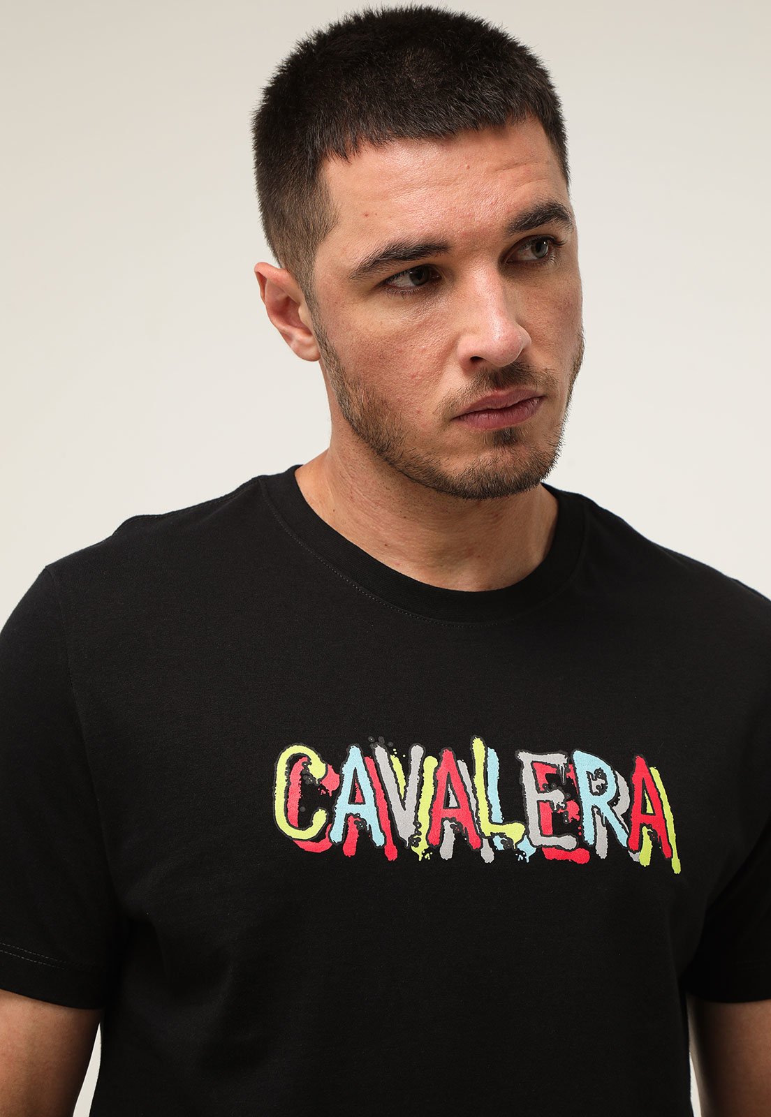 Camiseta Cavalera Spray Type Preta