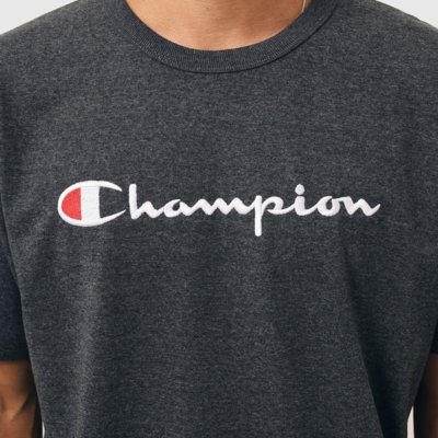 CAMISETA CHAMPION LIFE SCRIPT LOGO EMB