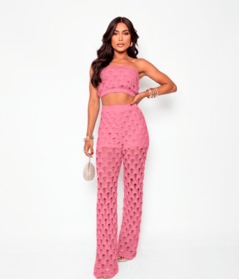 Conjunto Kit Três Peças Cherry Line Top Faixa Cropped Calça Vazada Short Tricot Croche Rosa