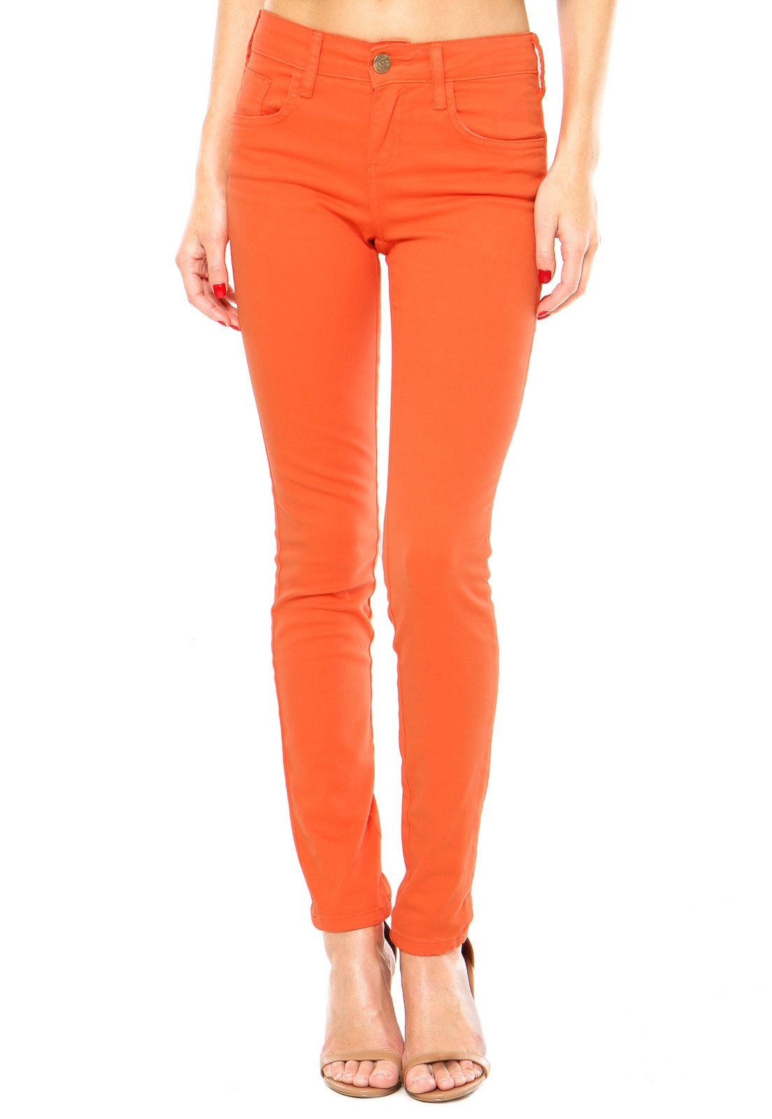 calça jeans laranja feminina