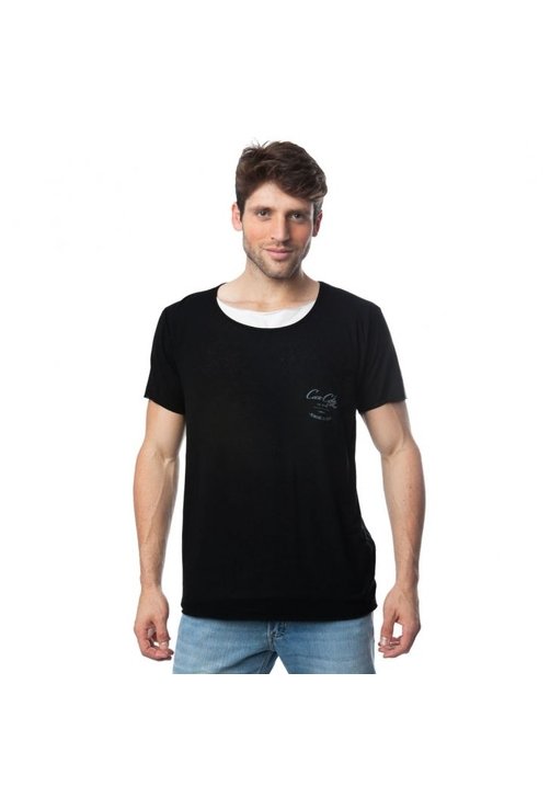 camiseta sobreposta