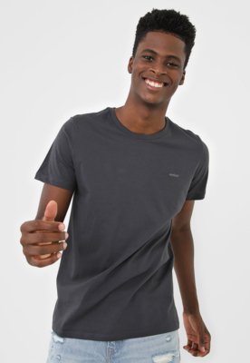 camiseta colcci bordada