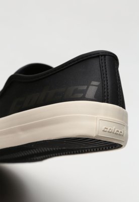 Tênis Material Resistente Slip On Colcci Liso Preto