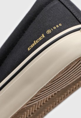 Tênis Slip On Colcci Logo Preto