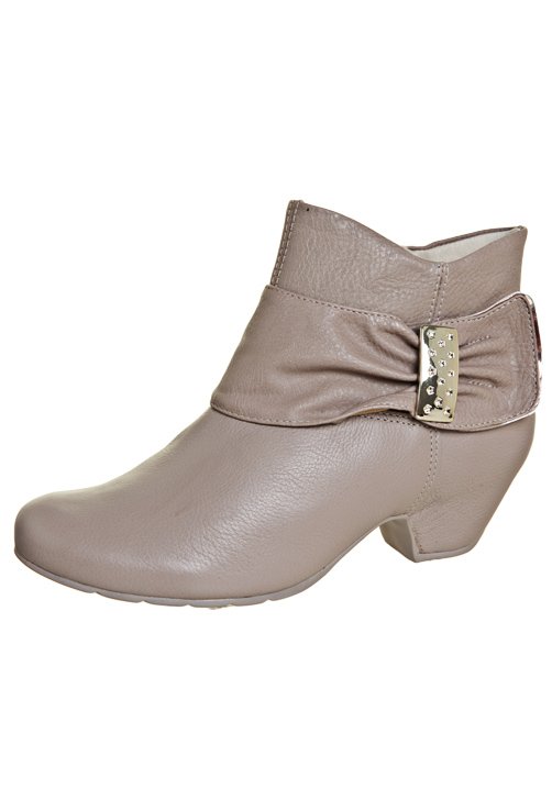 bota cano curto delicada