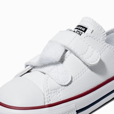 Tênis Criança Chuck Taylor All Star 2V Sintético Branco