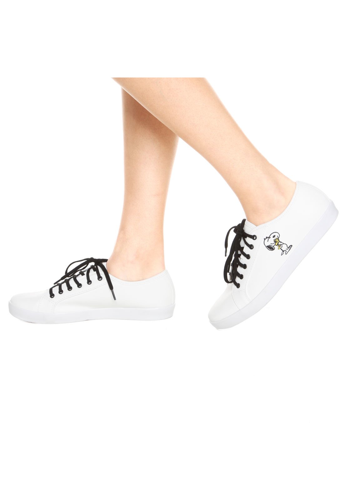 tenis snoopy dafiti
