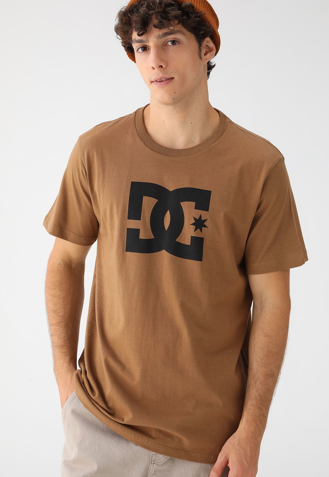 Camiseta DC Shoes Logo Marrom