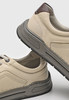 Tênis Democrata Volp Off-White
