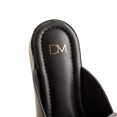 Mule Rasteira Dm Solare Preto