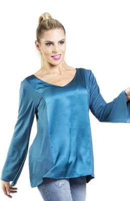 Blusa Douglas Harris Recortes Azul Menor preço em Blusa Douglas Harris Recortes Azul