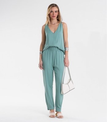 Calça Feminina Reta Em Viscose Endless Verde
