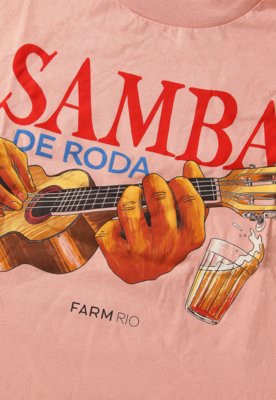 Camiseta Feminina FARM Estampa Samba de Roda Rosa