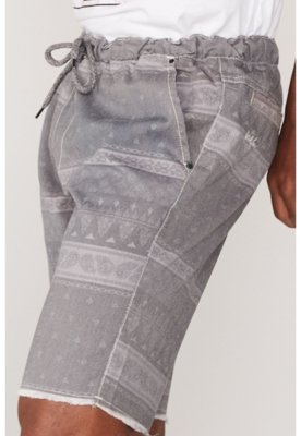 Bermuda Fatal Walk Short Preta