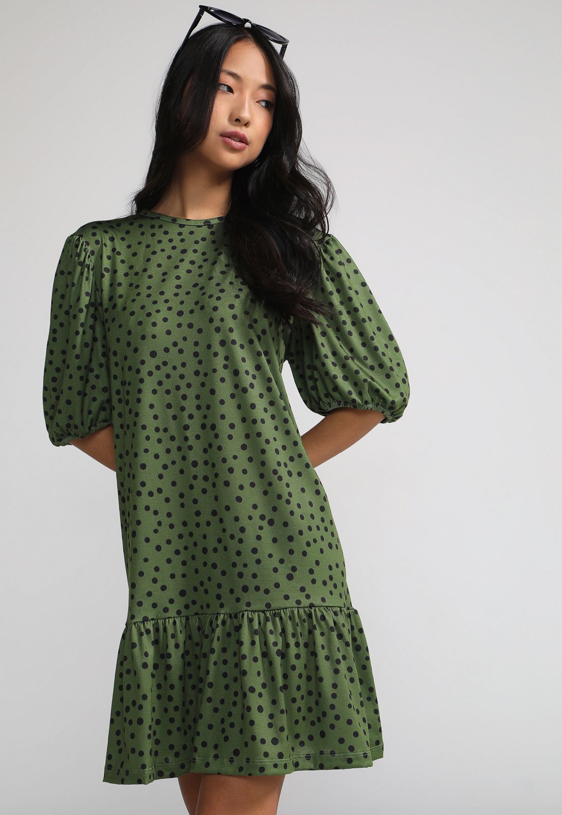 Vestido verde best sale com preto