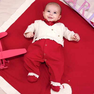 Saída de Maternidade Fofinho Malha Coração Heloísa Vermelho Menor preço em Saída de Maternidade Fofinho Malha Coração Heloísa Vermelho
