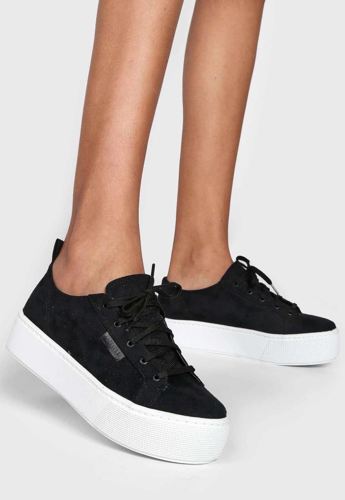 Tenis preto cheap feminino flatform