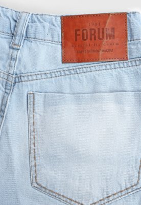Calça Jeans Feminina Forum Reta Azul Claro