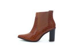 Bota Western Frida Shoes Country Cano Curto Caramelo Menor preço em Bota Western Frida Shoes Country Cano Curto Caramelo