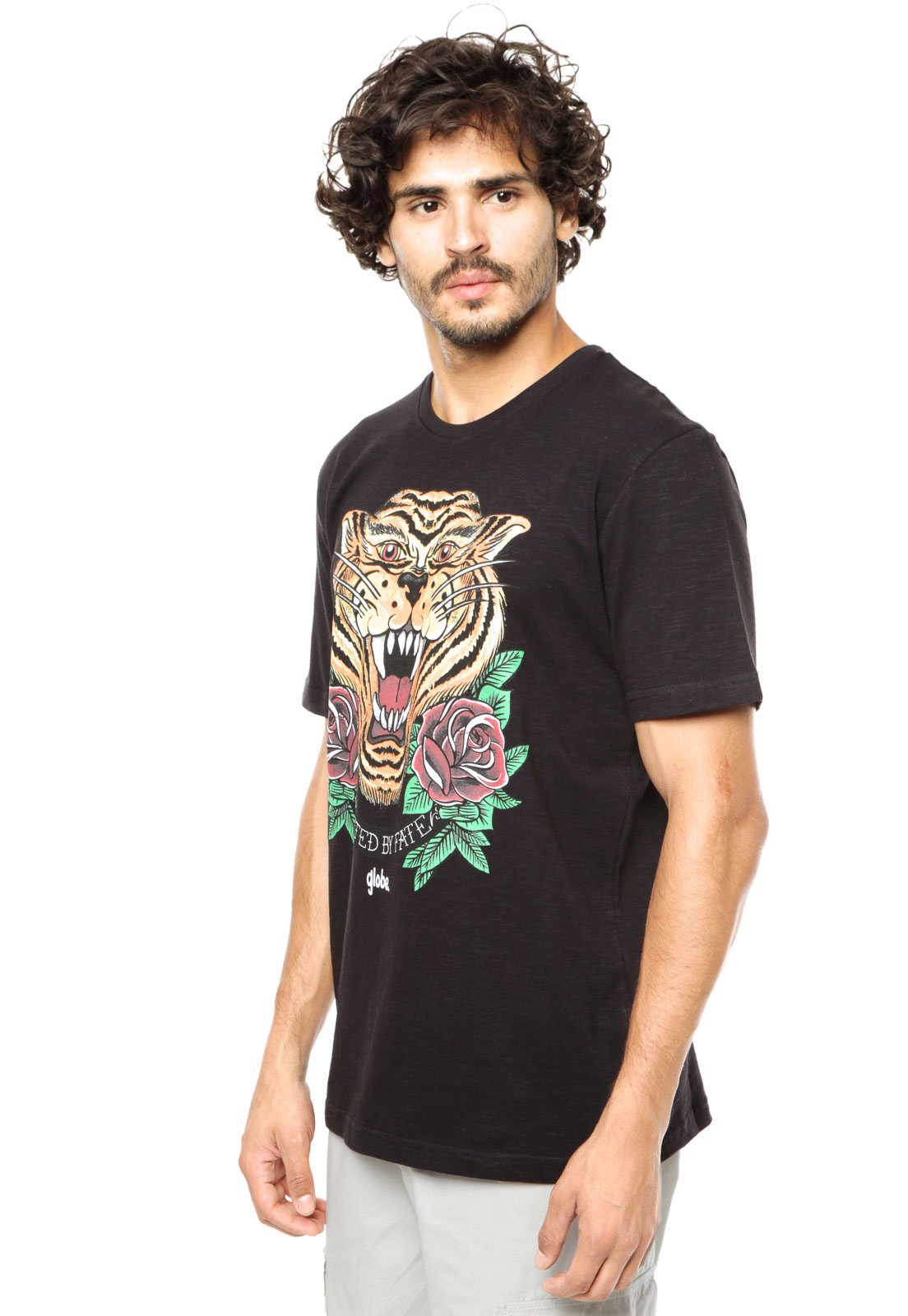 camiseta preta tigre