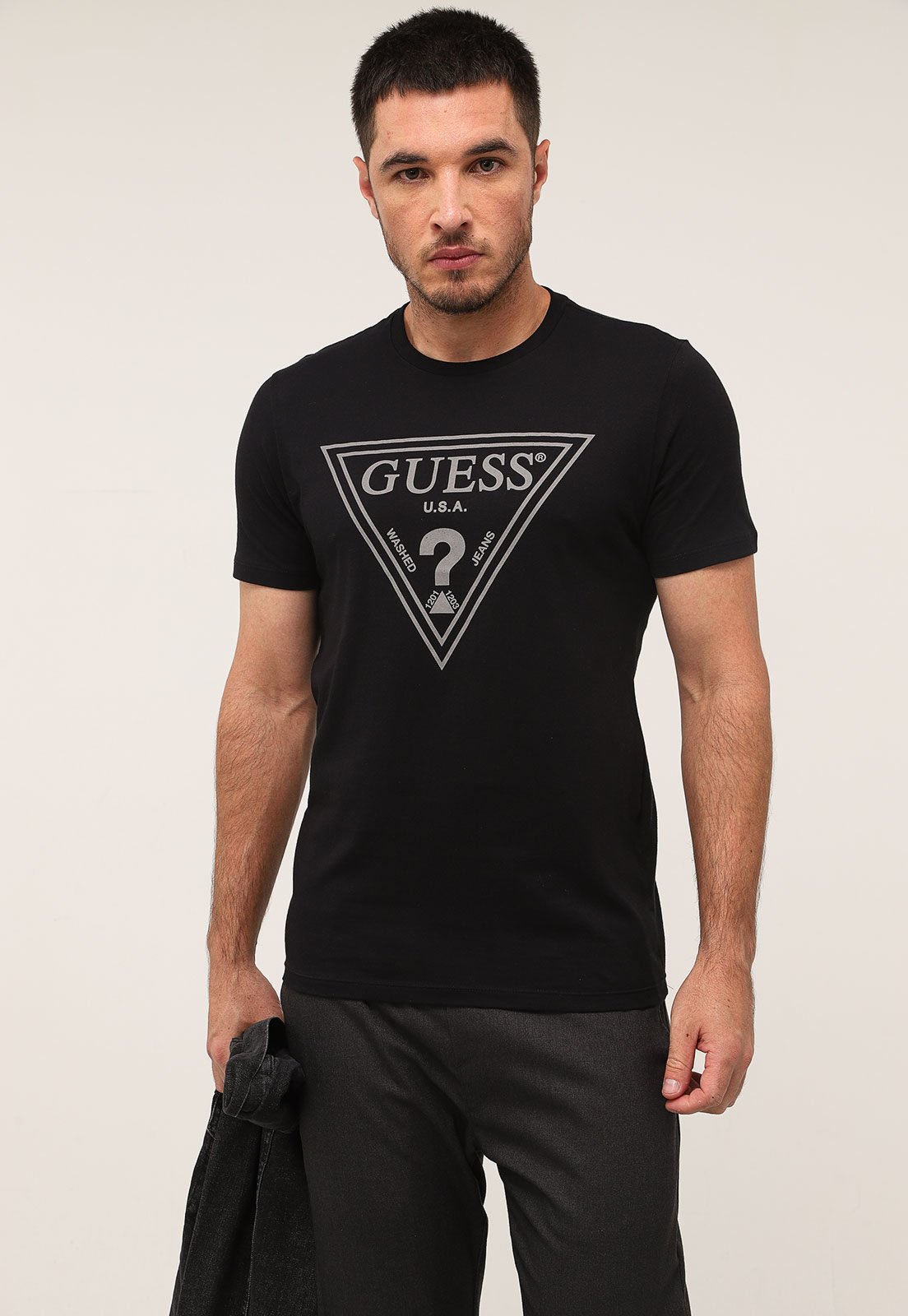 Camiseta Guess Logo Preta