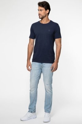 Camiseta Guess Triângulo Emborrachado Azul Escuro