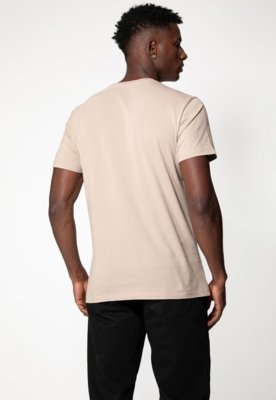 Camiseta Guess Triângulo Emborrachado Bege