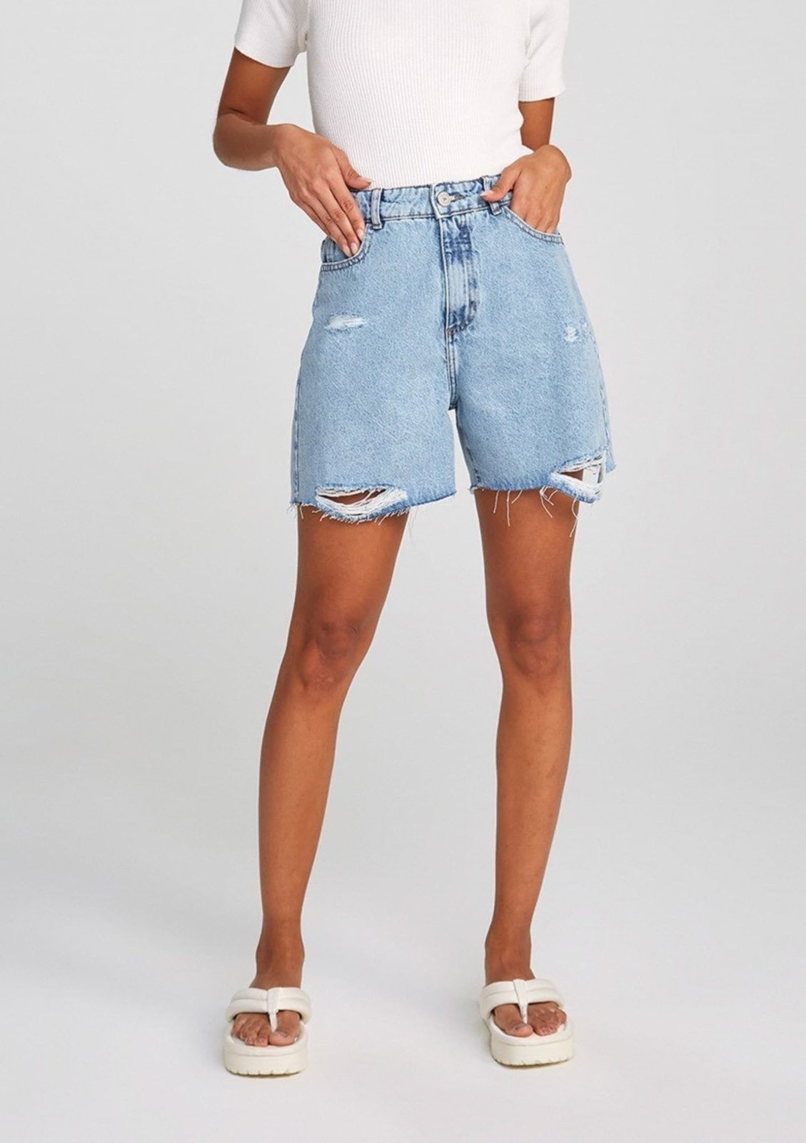 Short jeans cintura alta best sale azul claro