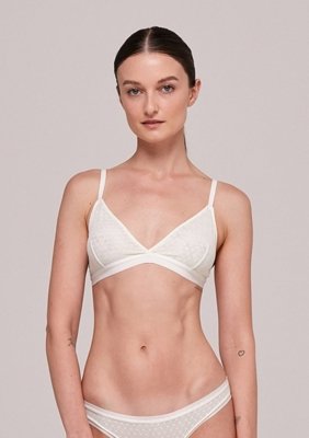 Suti Tri Ngulo Em Tule Branco Compre Agora Dafiti Brasil