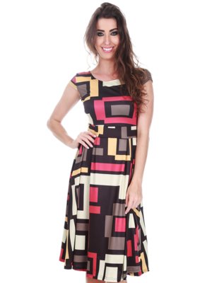 Vestido Jogabe Evasê Midi Geometrico Preto Menor preço em Vestido Jogabe Evasê Midi Geometrico Preto
