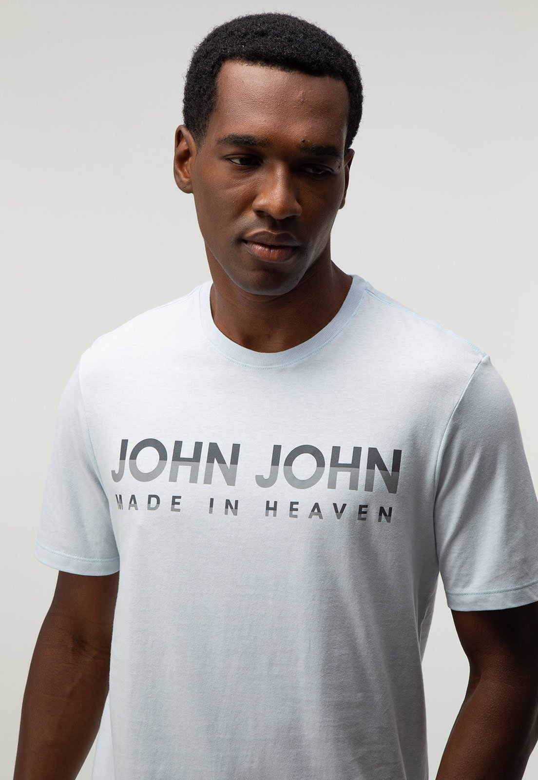 Camiseta John John Estampa Logo Masculina – QVML