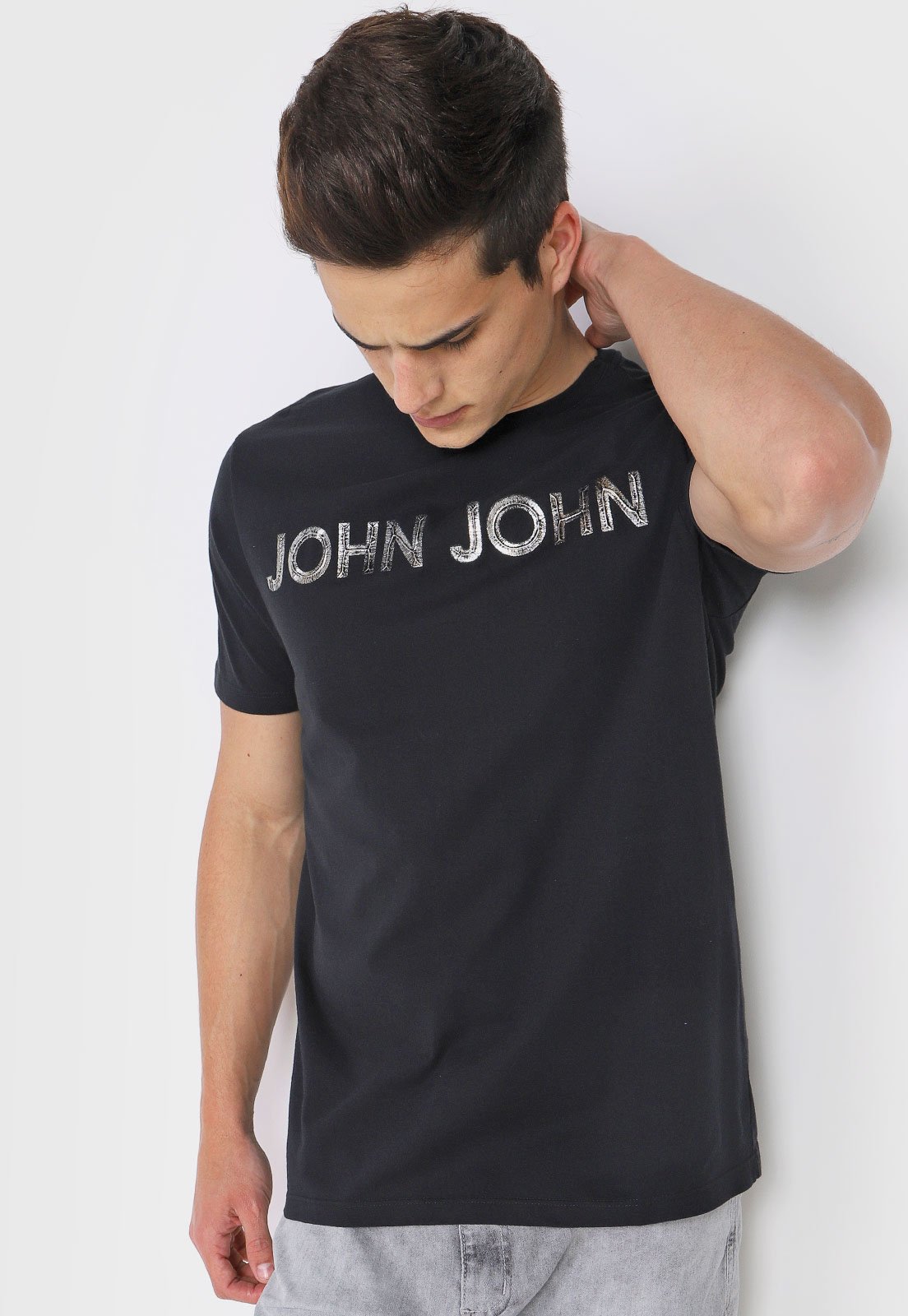 Camiseta John John Logo Metal Preta - Compre Agora