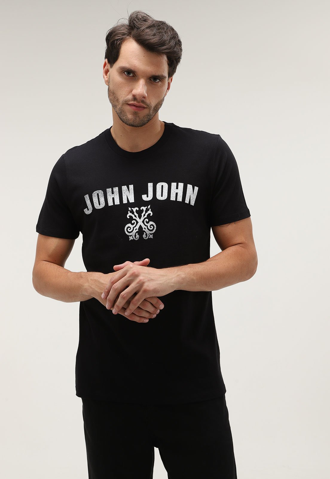 Camiseta John John Trademark Brasão Black - Preta