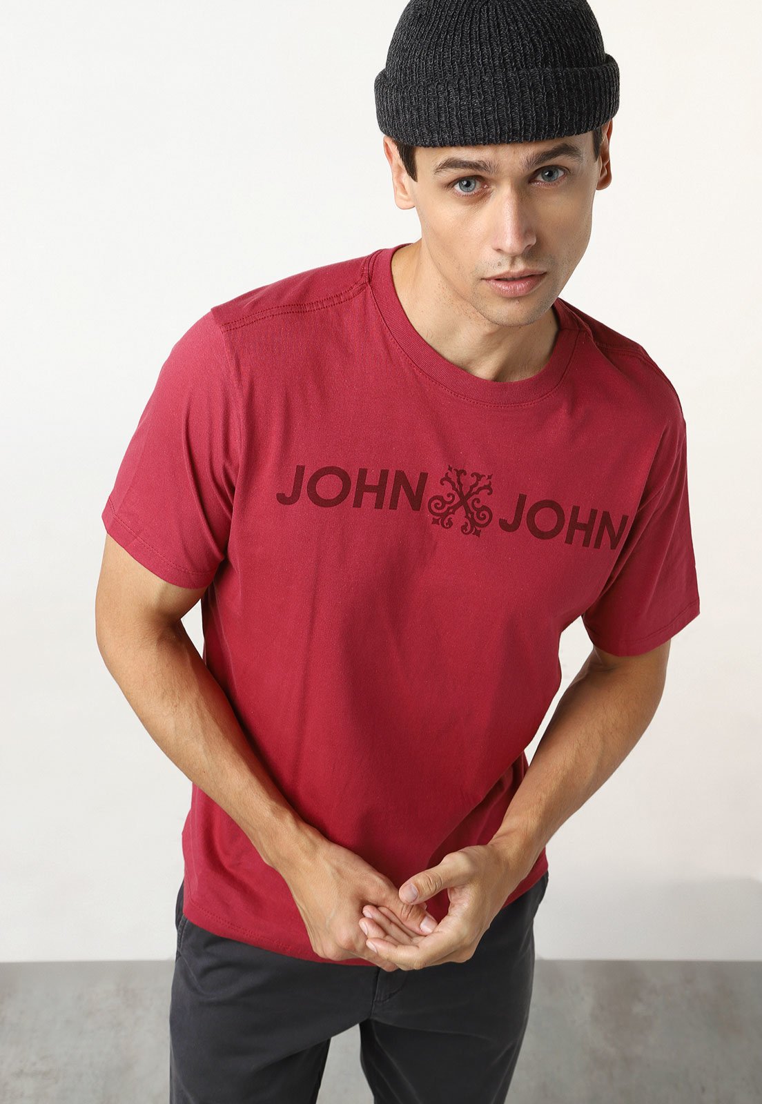 Camiseta John John Logo Vinho - Compre Agora